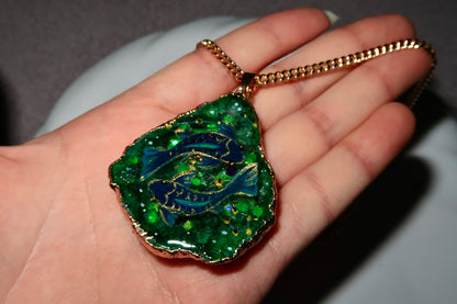 Hand-Painted Pisces Zodiac natural Crystal Pendant, 18K Gold jewelry